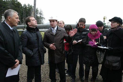 Дмитрий Медведев, Александр Хорошавин