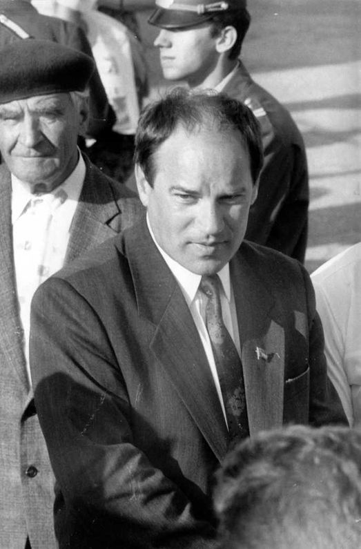 Николай Владимиров в начале 1990-х годов – председатель Саратовского городского Совета народных депутатов (фото Алексея Хействера).